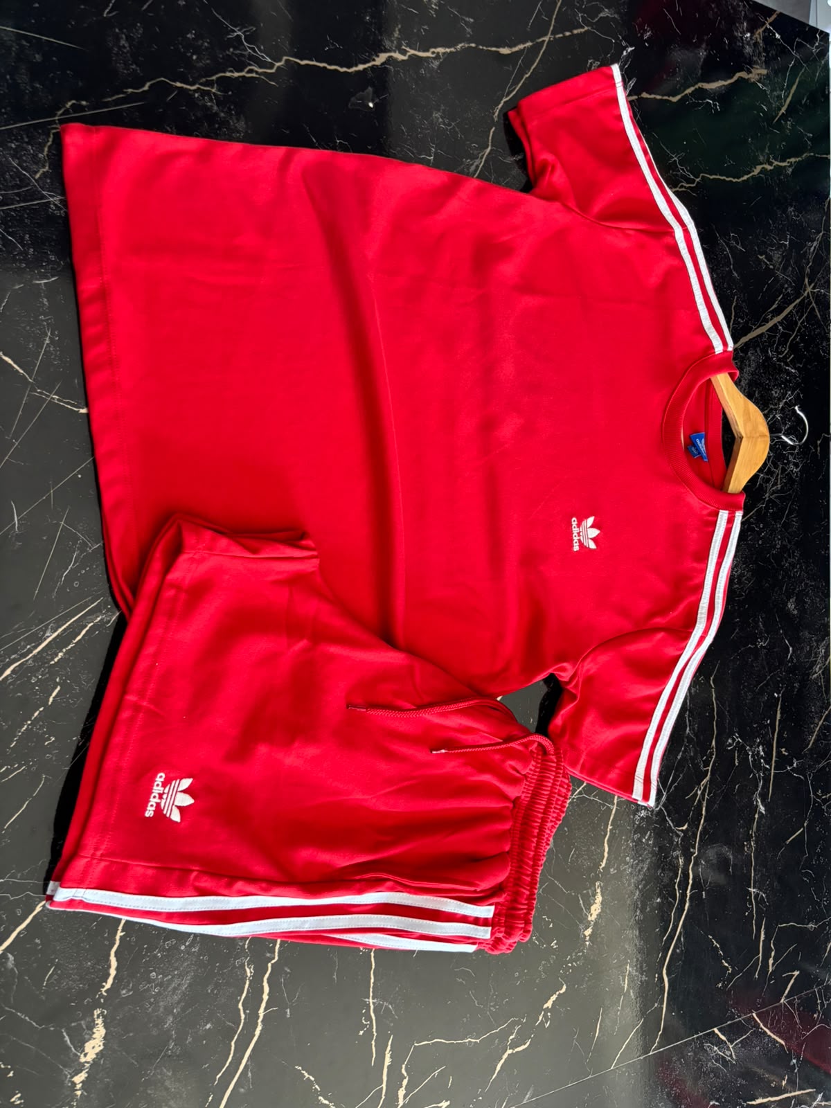 Conjunto Adidas Originals 3-Stripes Retro - Vermelho e Branco